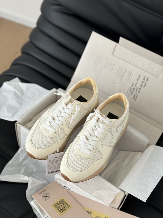 Golden Goose Casual Graffiti Distressed Sneakers Versatile Daily Footwear