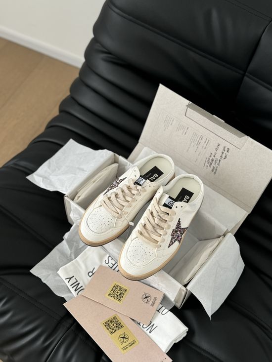 Golden Goose Casual Graffiti Distressed Sneakers Versatile Daily Footwear