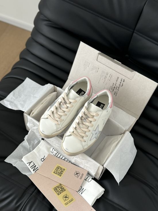 Golden Goose Casual Graffiti Distressed Sneakers Versatile Daily Footwear