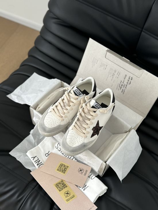 Golden Goose Casual Graffiti Distressed Sneakers Versatile Daily Footwear