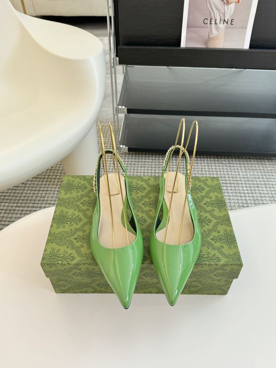 Gucci Chic Pointed Toe Flat Bottom Comfortable Dress Shoes