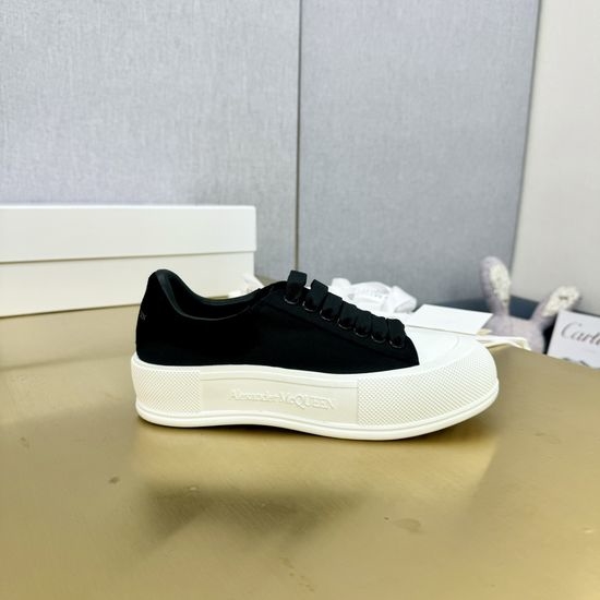 McQueen Premium Classic Casual Sneakers Soft Leather Lining Thick Sole