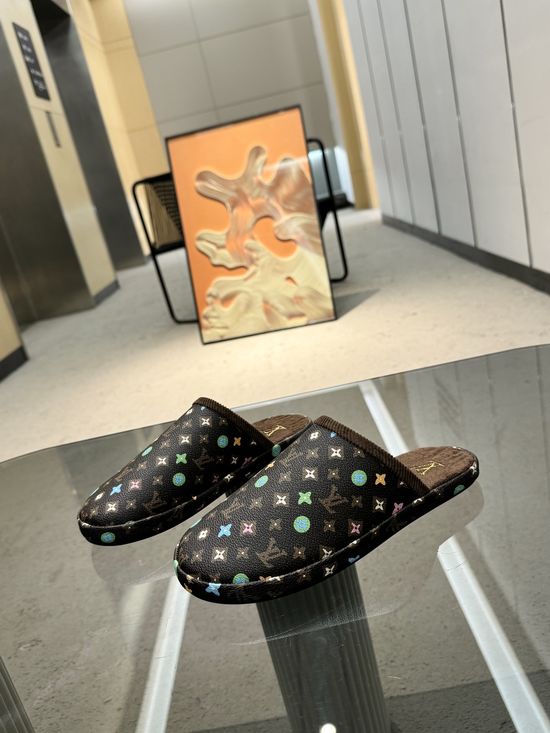 Louis Vuitton Vintage Fashion Co-branded Comfortable Casual Slides