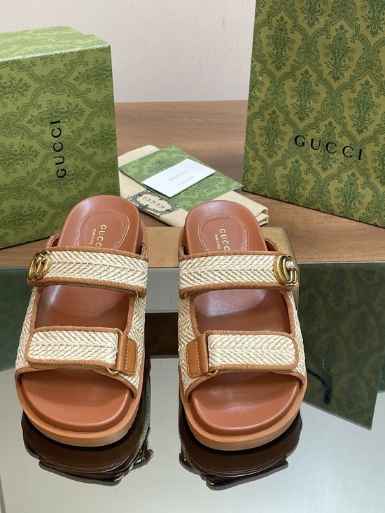 Gucci Classic Pattern Magic Tape Comfortable Non-slip Beach Sandals