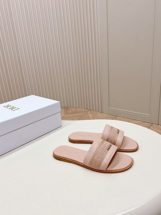 Christian Dior Embroidered Slippers Fabric Upper Sheepskin Insole Leather Sole