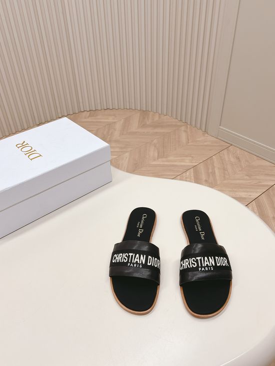 Christian Dior Embroidered Slippers Fabric Upper Sheepskin Insole Leather Sole