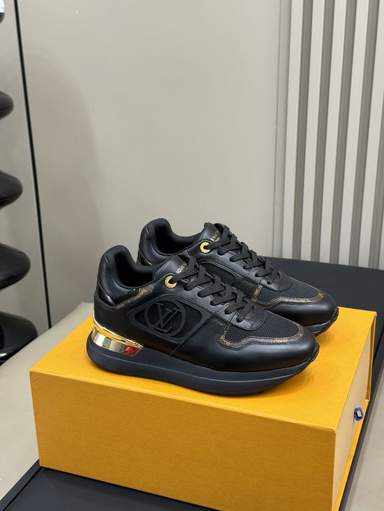 Louis Vuitton Elevated Casual Sneakers with Enhanced Comfort Design
