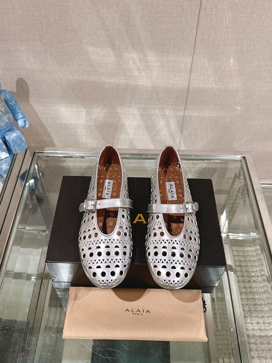 Alaia Smooth Leather Ballet Flats Soft Lined Non Slip Casual Shoes