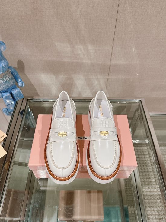 Miu Miu Classic Penny Loafers Genuine Leather Upper Non-slip Rubber Sole