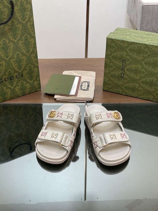 Gucci Rhinestone Decor Strap Casual Comfort Open Toe Slides