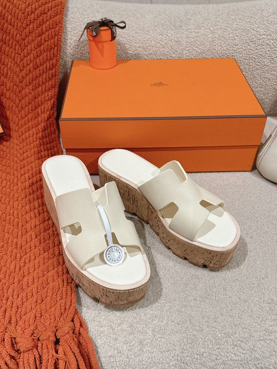 Hermes Versatile Suede Trim Sandals Exquisite Craftsmanship Non-slip Sole