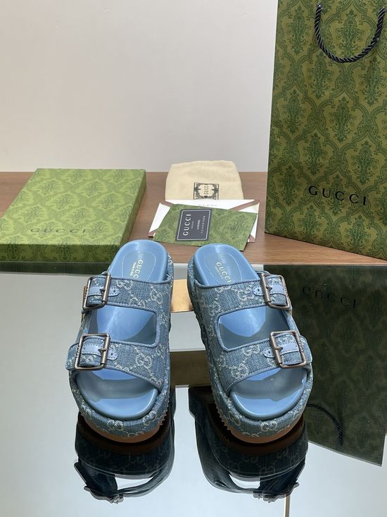 Gucci Buckle Decor Printed Thick Sole Beach Slides