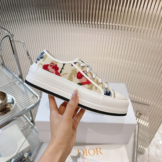 Christian Dior Embroidered Thick Sole Casual Sneakers Comfortable For Daily Wear