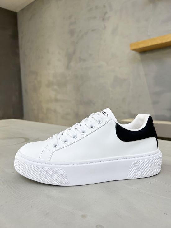 Prada Classic Elegant Leather Comfortable Casual White Shoes