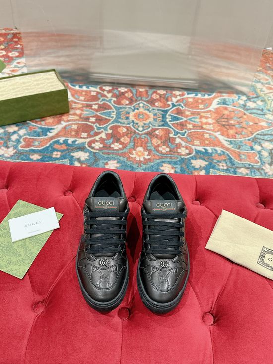 Gucci Vintage Distressed Rhinestone Casual Sneakers with Removable Charm