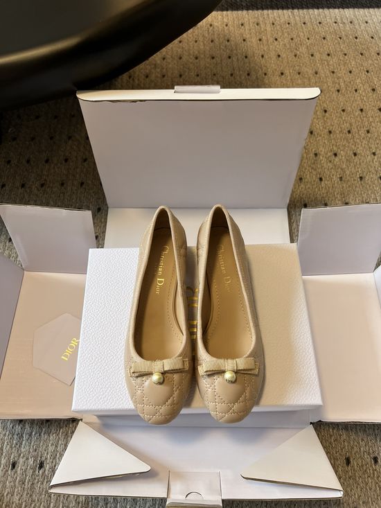 Christian Dior Patent Leather Mary Jane Shoes with Low Block Heel
