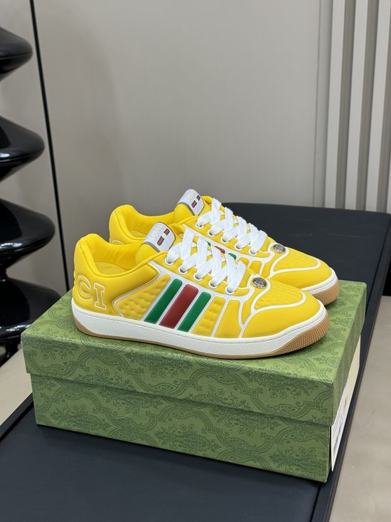 Gucci Breathable Lightweight Distressed Fabric Casual Sneakers