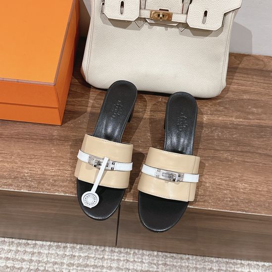 Hermes Classic Buckle Decor Low Heel Sandals Premium Leather Sole