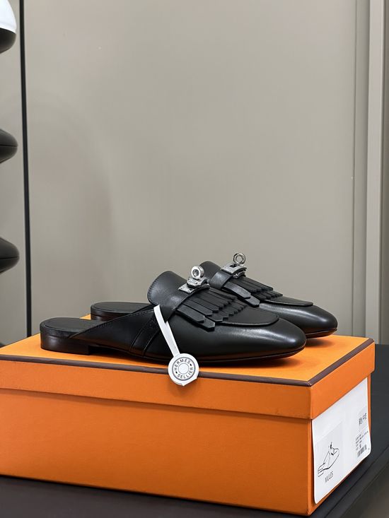 Hermes Tassel Decorated Slip-On Mules With Leather Sole