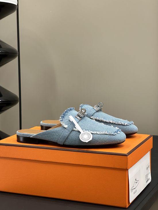 Hermes Classic Slip-On Mules With Premium Leather Lining