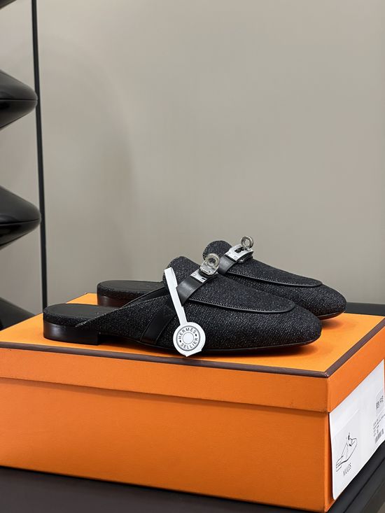 Hermes Classic Slip-On Mules With Premium Leather Lining
