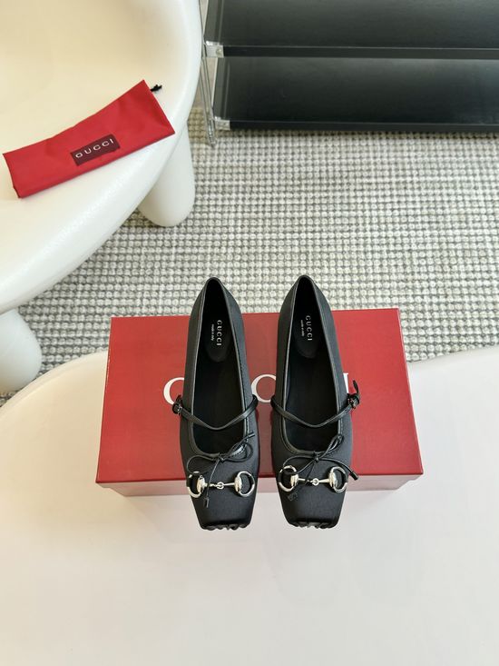 Gucci Square Toe Buckle Elegant Silk Ballet Flats