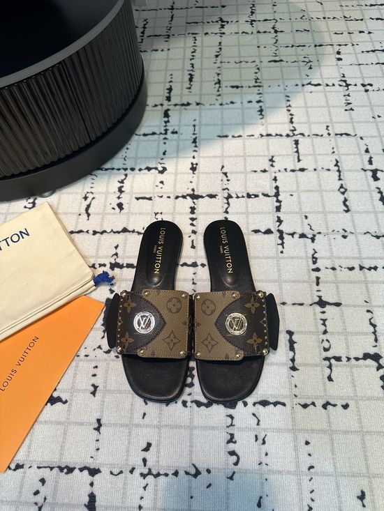 Louis Vuitton Classic Leather Slide Sandals with Metal Detail