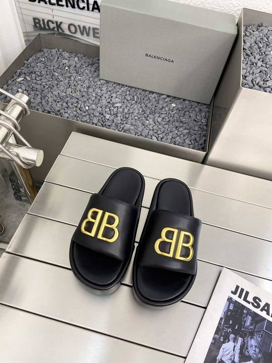 Balenciaga Stylish Metal Decor Slippers with Non-slip Sole
