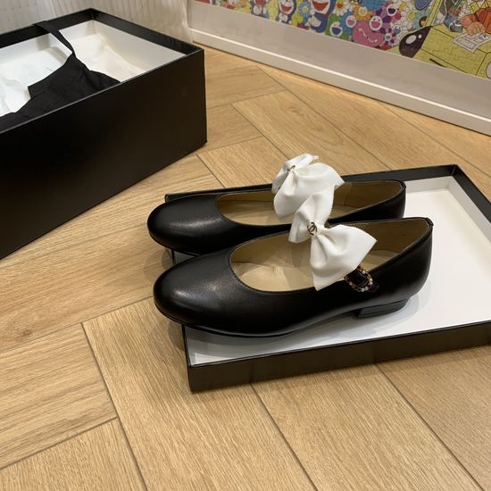 Chanel Rhinestone Bow Mary Jane Shoes Elegant Pointed Toe Silk Upper