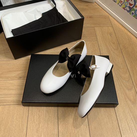 Chanel Rhinestone Bow Mary Jane Shoes Elegant Pointed Toe Silk Upper
