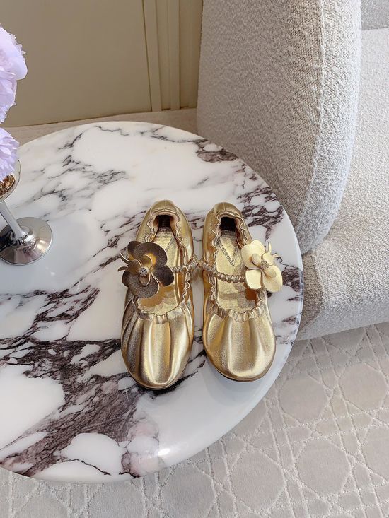 Zimmermannn Flower Decor Mary Jane Shoes Soft Leather Elegant
