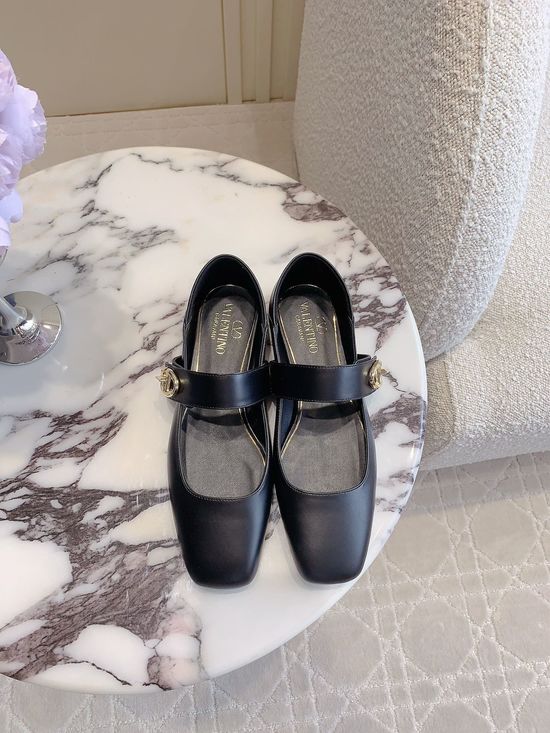 Valentino Classic Buckle Decor Leather Mary Jane Flats