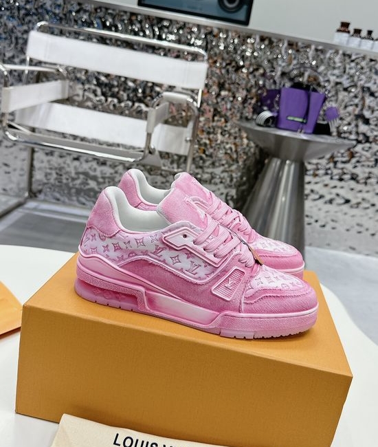 Louis Vuitton LV Premium Washed Leather Retro Basketball Sneakers Comfortable Non-slip