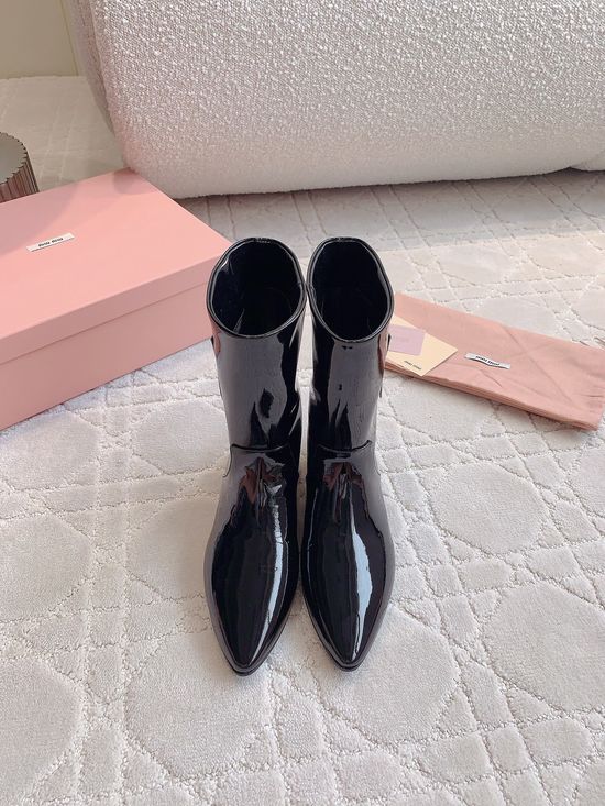 Miu Miu Soft Patent Leather Ankle Boots Slim Leg Comfortable