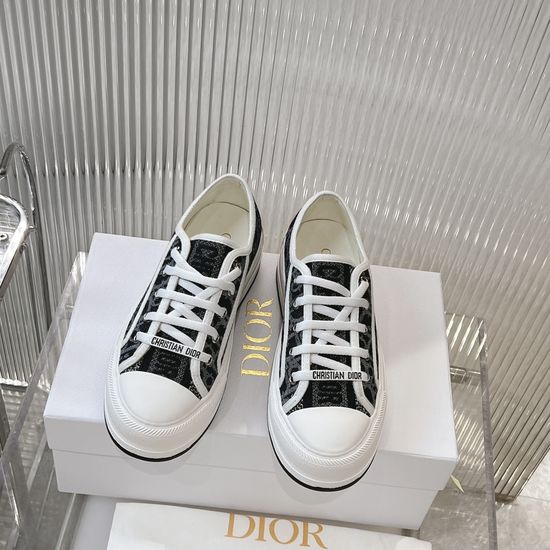Christian Dior Embroidered Thick Sole Casual Sneakers Comfortable For Daily Wear