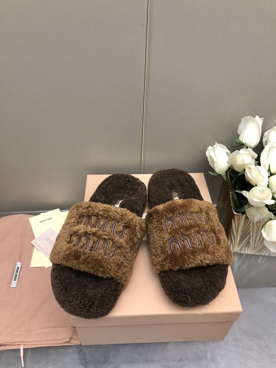 Miu Miu Embroidered Wool Slippers Non-slip Soft Comfortable Home Shoes