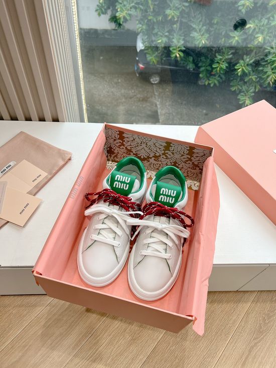Miu Miu Vintage Style Distressed Casual Sneakers