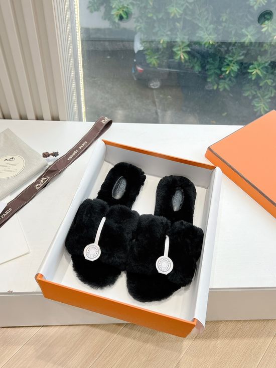 Hermes Plush Fleece Lined Comfort Open-back Slippers