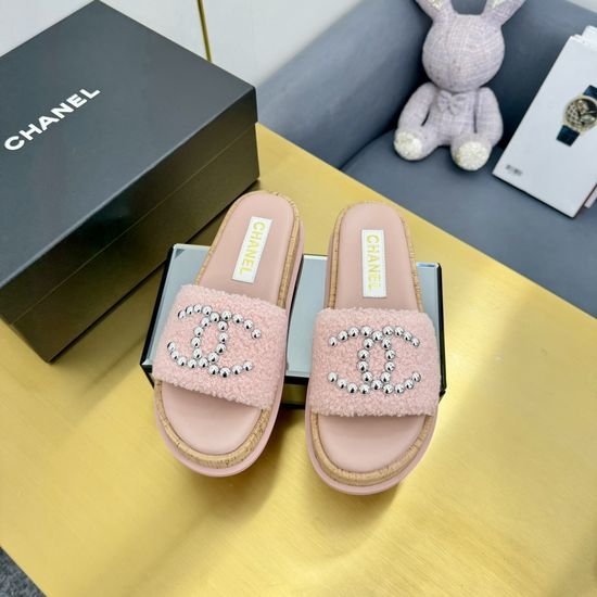 Chanel Sheepskin Upper Flat Slippers With Rubber Sole
