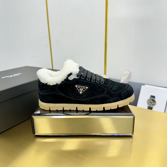 Prada Fashion Show Casual Shoes Lightweight Comfortable Soft Sole