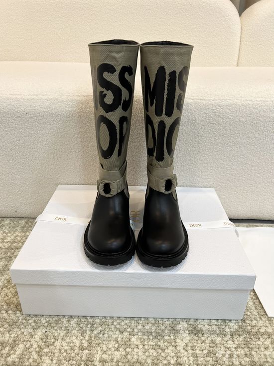 Christian Dior Block Heel Knee High Fashion Boots With Buckle