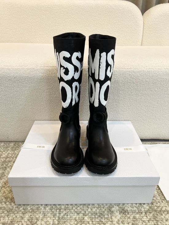 Christian Dior Block Heel Knee High Fashion Boots With Buckle