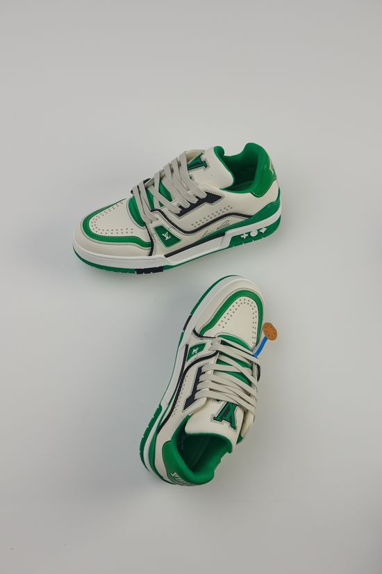 Louis Vuitton Woven Rivet Casual Sneakers with Premium Craftsmanship