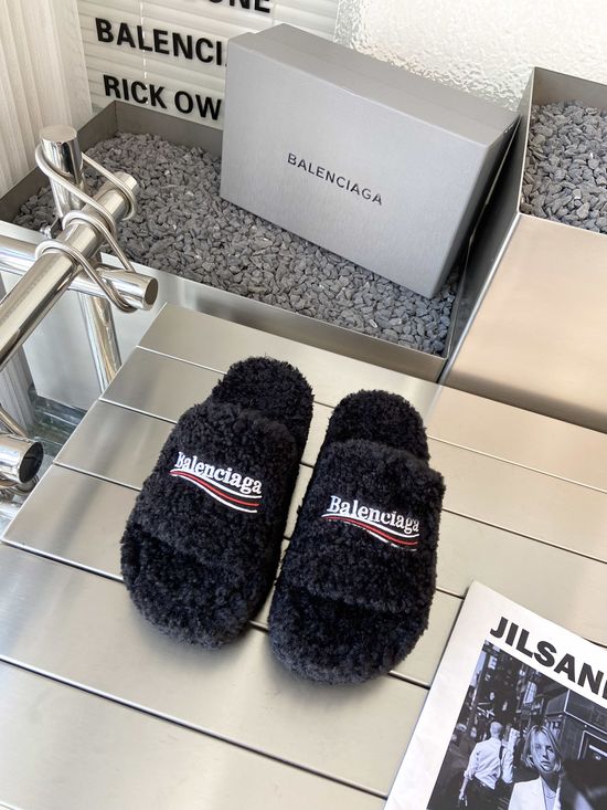 Balenciaga Curly Fleece Embroidered Slip-on Slippers