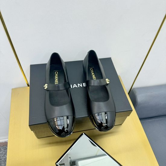 Chanel Elegant Slip On Flats with Soft Leather Lining