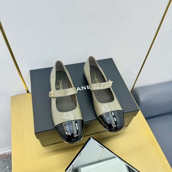 Chanel Elegant Slip On Flats with Soft Leather Lining