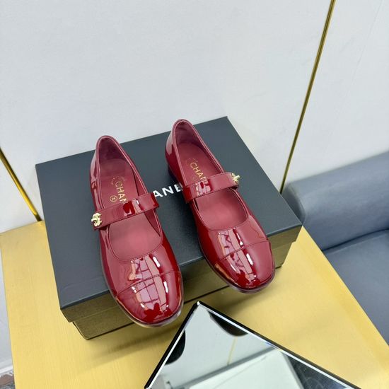 Chanel Elegant Slip On Flats with Soft Leather Lining