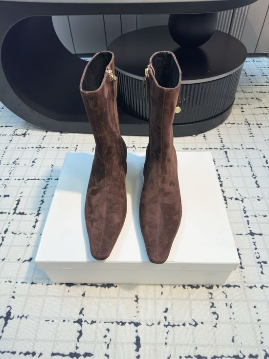 The Row Pointed Toe Low Heel Leather Ankle Boots Elegant