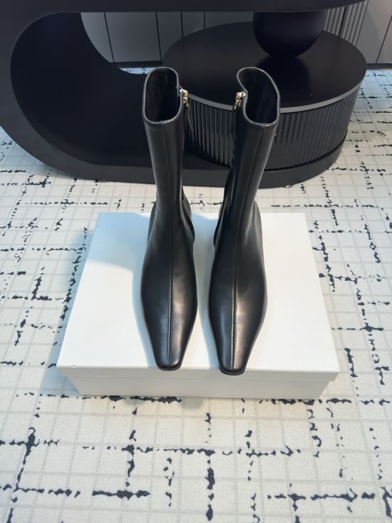 The Row Pointed Toe Low Heel Leather Ankle Boots Elegant