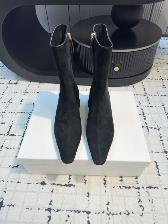 The Row Pointed Toe Low Heel Leather Ankle Boots Elegant